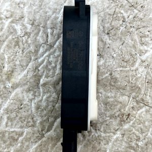 Volvo XC40 HVAC Air Intake Actuator Motor 6477R1005 Genuine - Image 10