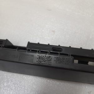 Volvo XC90 Front Right Side Skirt Bracket 2015 ON 32216524 Genuine - Image 7