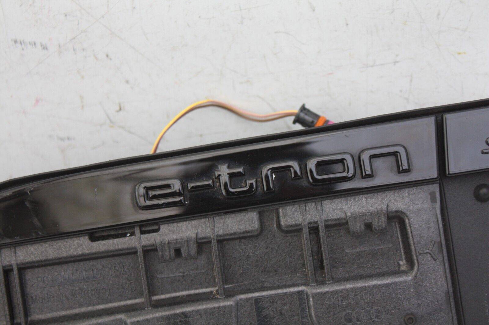 Audi-E-Tron-Front-Left-Side-Charging-Flap-Cover-4KE810001B-Genuine-176379788839-2