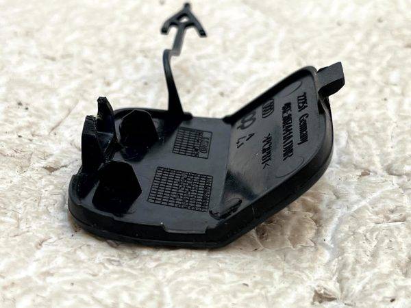 Audi E Tron Rear Bumper Tow Hook Eye Cap Cover 2019 TO 2022 4KE807441A Genuine 178423096949 6