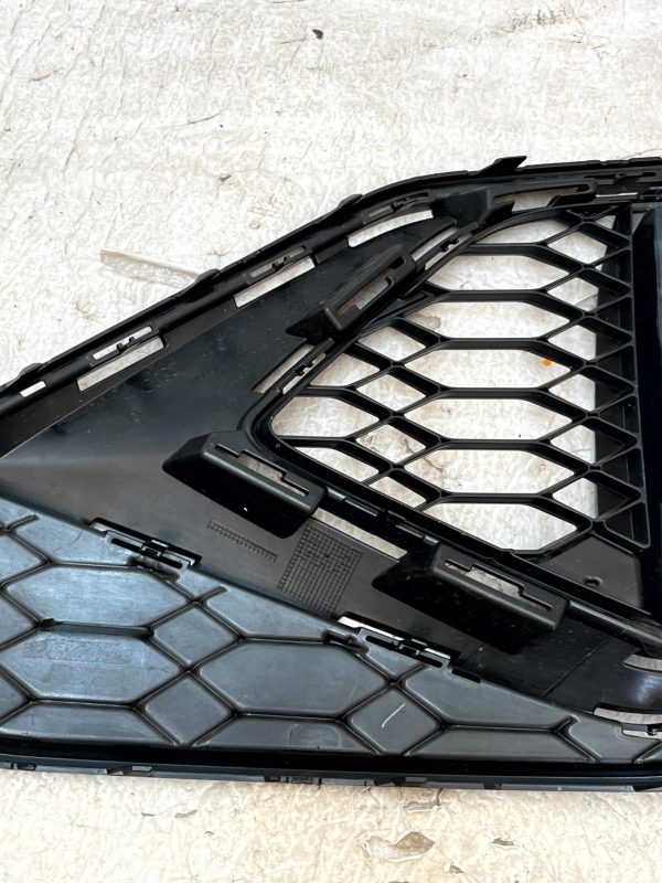 Audi Q2 Front Bumper Right Side Fog Light Grille 2020 ON 81A807682Q Genuine 6 Audi Q2 Front Bumper Right Side Fog Light Grille 2020 ON 81A807682Q Genuine 178448260809 7