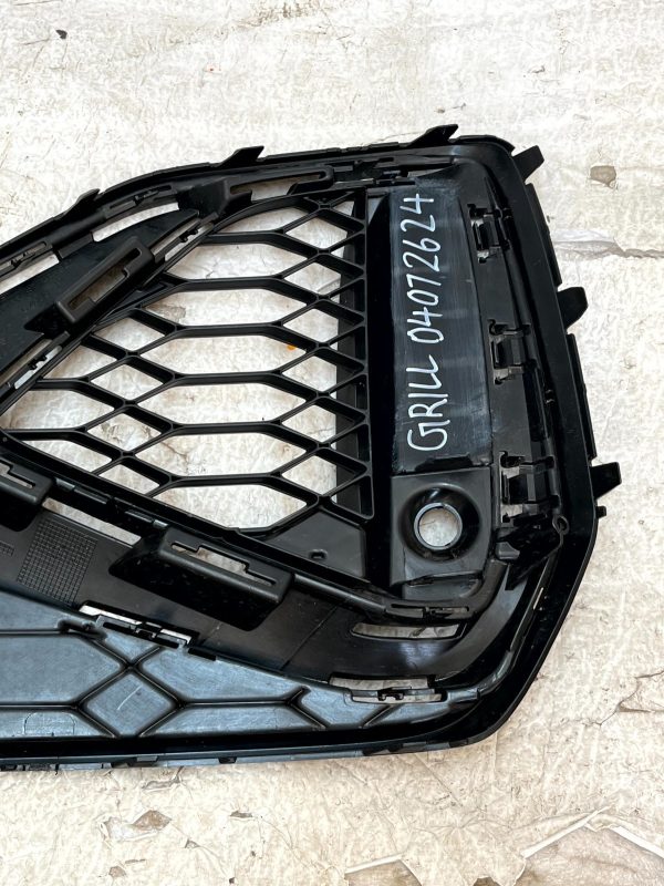 Audi Q2 Front Bumper Right Side Fog Light Grille 2020 ON 81A807682Q Genuine 7 Audi Q2 Front Bumper Right Side Fog Light Grille 2020 ON 81A807682Q Genuine 178448260809 8