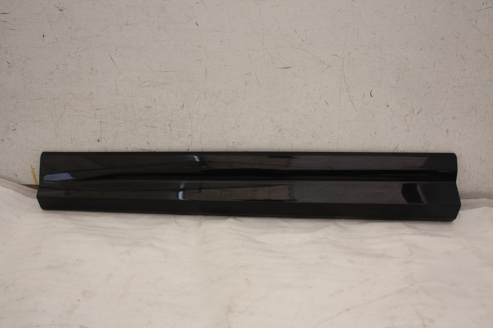 Audi Q2 S Line Front Left Door Moulding 2016 TO 2021 81A853959A Genuine