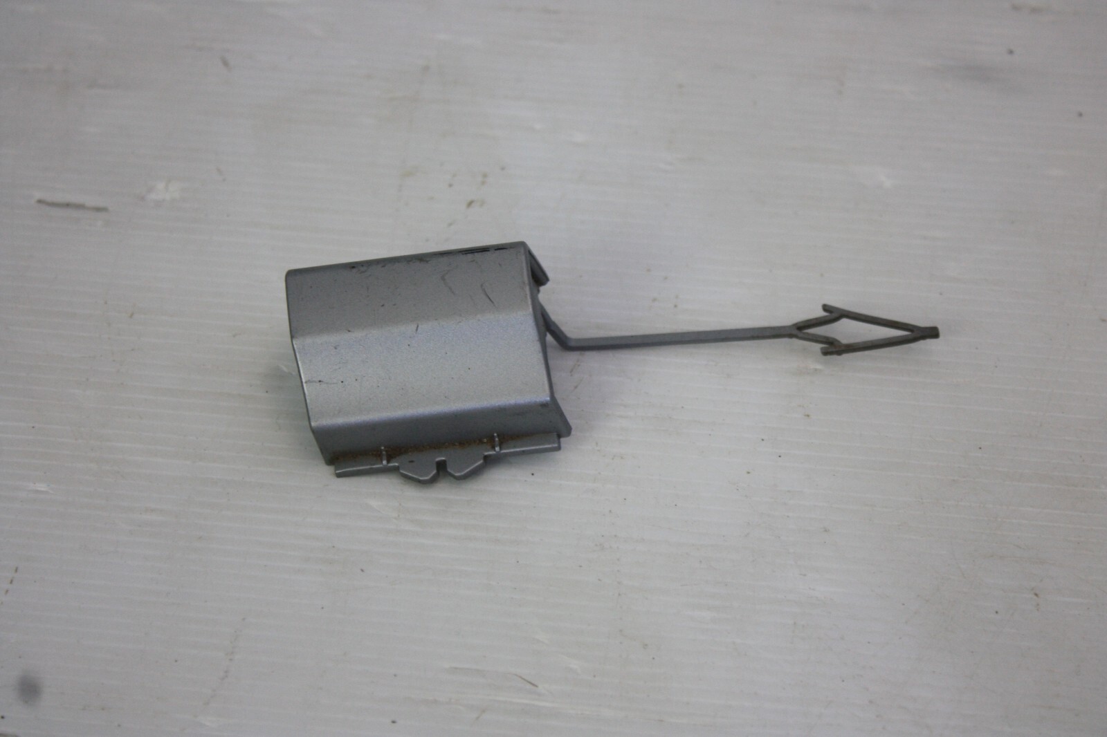 Audi Q2 S Line Rear Bumper Tow Cover 2016-2021 81A807441A Genuine "NEED RESPRAY"