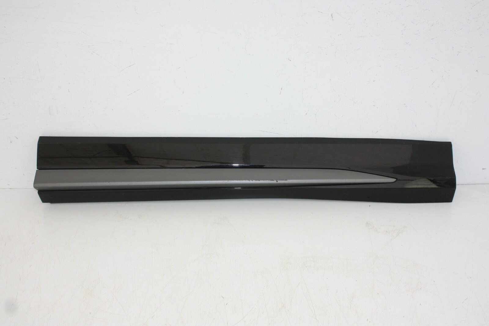 Audi Q3 Front Right Side Door Moulding 2018 Onwards 83A853960A Genuine
