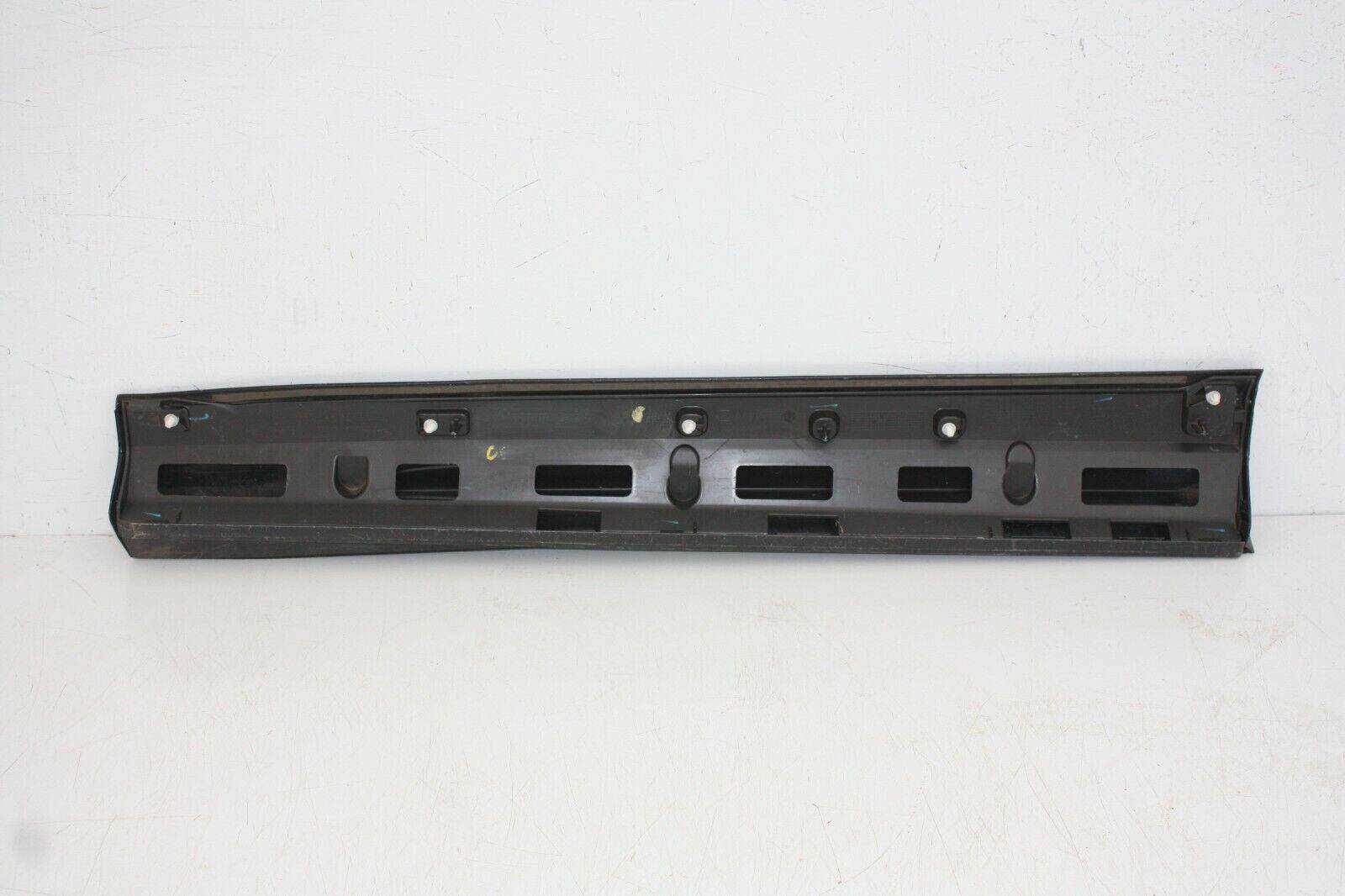 Audi-Q3-Front-Right-Side-Door-Moulding-83A853960A-Genuine-175367544219-9