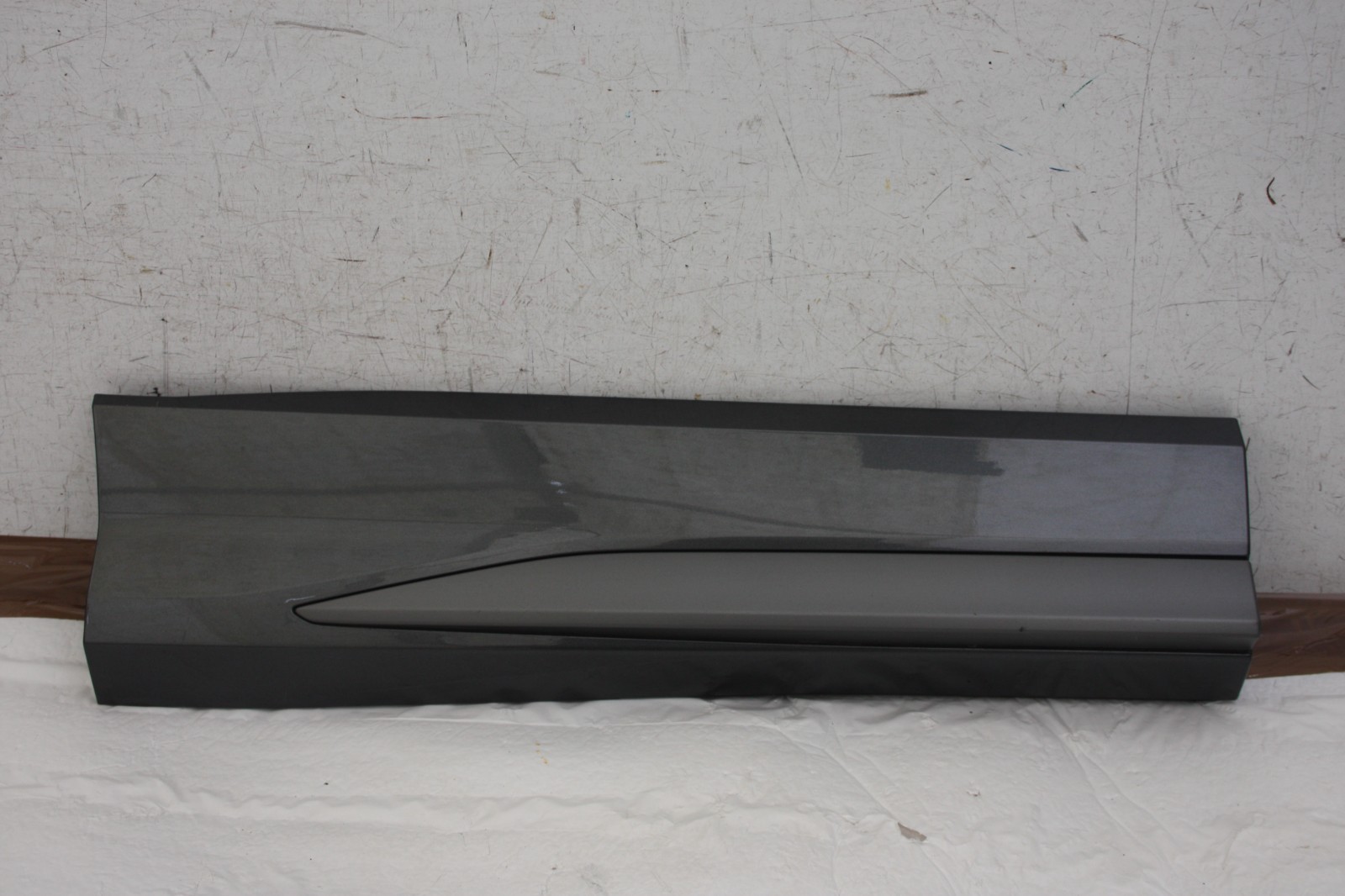 Audi Q3 S Line Rear Right Door Moulding 2018 to 2025 83A853970A Genuine