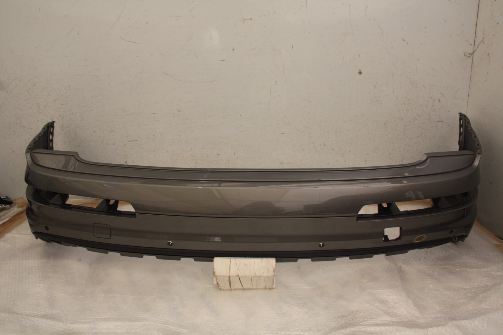 Audi Q7 S Line Rear Bumper 2015 TO 2019 4M0807511 Genuine *DAMAGED*