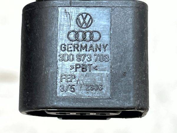 Audi Skoda VW Oil Level Sensor Wiring Harness Plug Connector 3D0973703 Genuine 178420357779 7