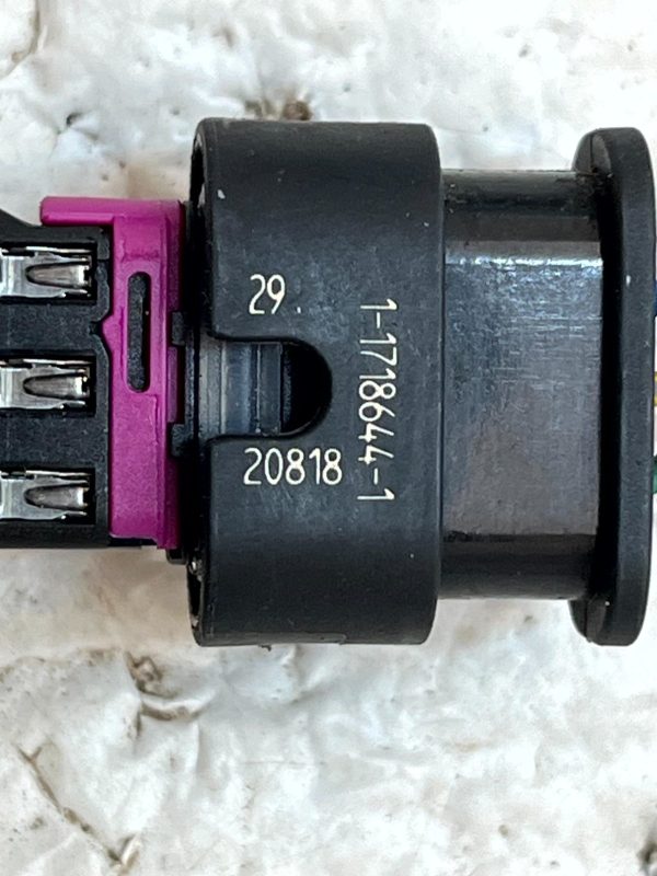 Audi Volkswagen 3 Pin PDC Sensor Wiring Loom Plug Connector 1 1718644 1 Genuine 178499262999 8