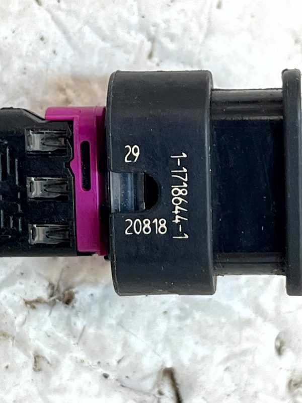 Audi Volkswagen 3 Pin PDC Sensor Wiring Loom Plug Connector 1 1718644 1 Genuine 178499304469 8