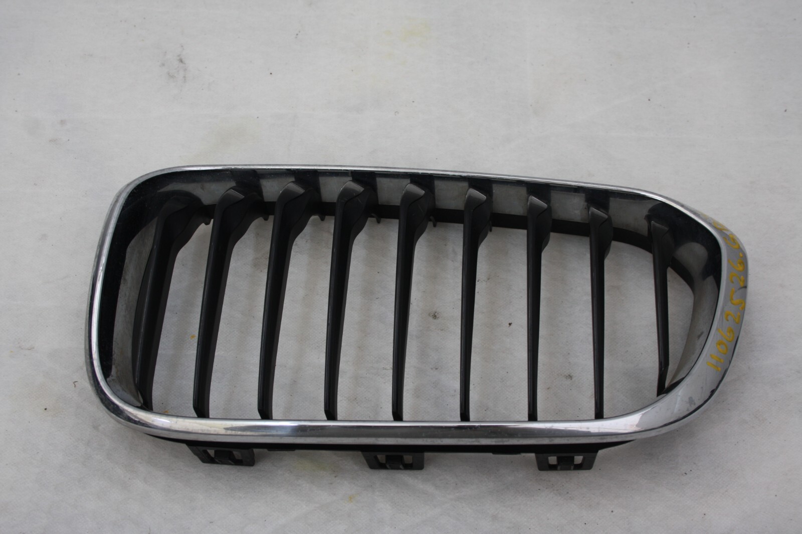 BMW 1 Series F20 F21 Front Bumper Left Kidney Grill 2015 TO 2019 7371747 Genuine