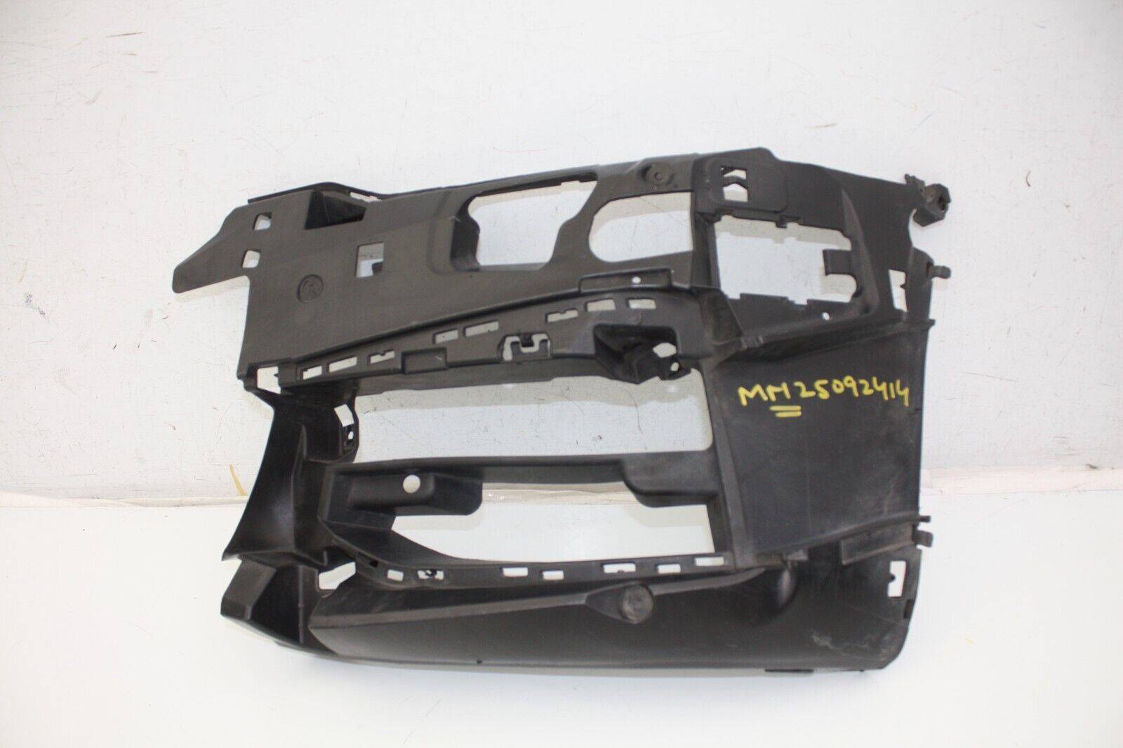 BMW-3-Series-F30-M-Sport-Front-Bumper-Left-Bracket-51118064967-Genuine-DAMAGED-176599480599