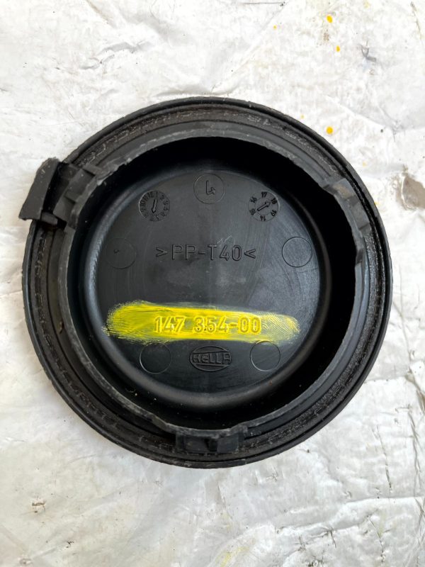 BMW-5-Series-F10-F11-Headlight-Dust-Cover-Cap-14735400-Genuine-177596550689