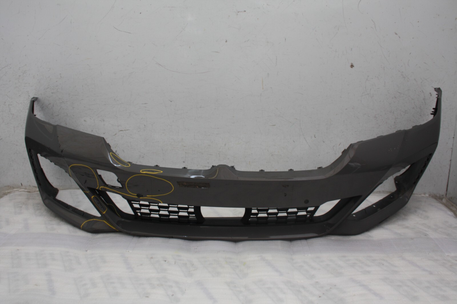 BMW 5 Series G30 G31 M Sport Front Bumper 20-23 51118098644 Genuine *DAMAGED*