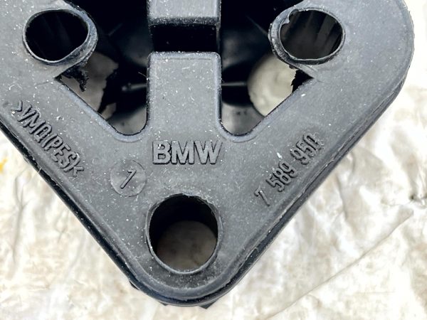 BMW 6 F06 F12 F13 Rear Bumper Exhaust Rubber Mounting 11 18 18207589950 Genuine 178319066069 11