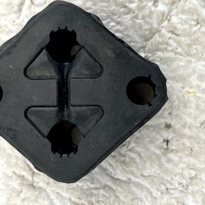 BMW 6 F06 F12 F13 Rear Bumper Exhaust Rubber Mounting 11-18 18207589950 Genuine - Image 6