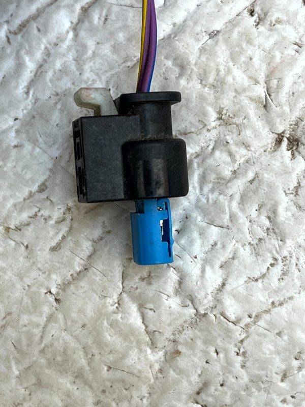 BMW X3 G01 X5 G05 Impact Sensor Wiring Harness Plug Connector 7617206 Genuine 4 BMW X3 G01 X5 G05 Impact Sensor Wiring Harness Plug Connector 7617206 Genuine 178440240269 5