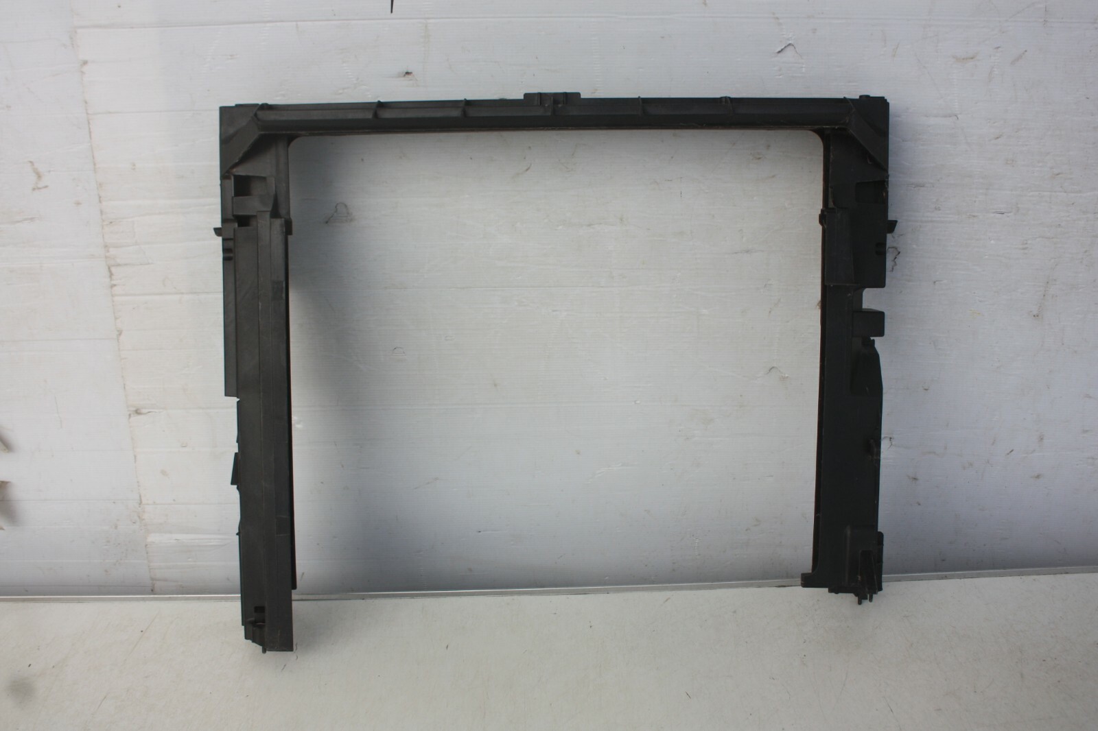 BMW X5 E70 Cooling Radiator Frame 7631474 Genuine