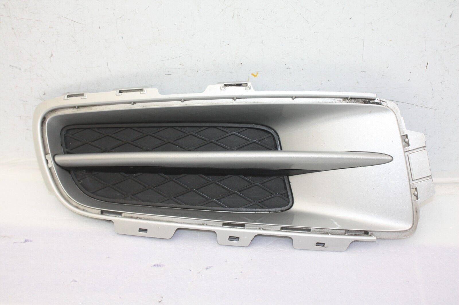 BMW X5 E70 Front Bumper Right Grill 51117159594 Genuine 176649791989