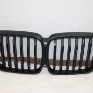 BMW X5 G05 Front Bumper Grill 2018 TO 2023 5A67CC4 Genuine *DAMAGED* - Image 1