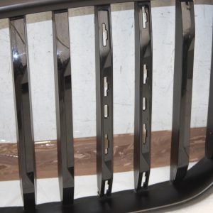 BMW X5 G05 Front Bumper Grill 2018 TO 2023 5A67CC4 Genuine *DAMAGED* - Image 5
