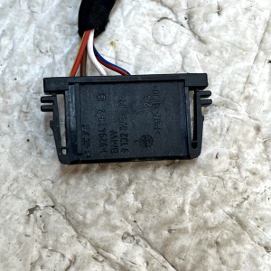 BMW X5 G05 Wiring Loom Harness Plug Connector 10 Pins 1-929423-2 Genuine - Image 4