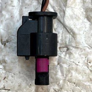 BMW i3 2 Pin Wiring Loom Harness Plug Connector 1-1670916-1 Genuine - Image 5