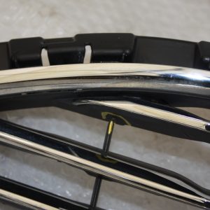 Ford Fiesta Front Bumper Grill H1BB-8200-B Genuine *DAMAGED* - Image 10