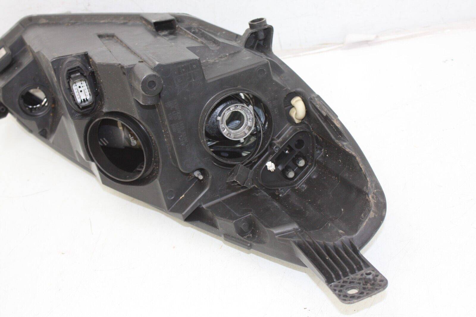 Ford-Fiesta-Left-Side-Headlight-H1BB-13W030-FB-Genuine-DAMAGED-176629052909-13