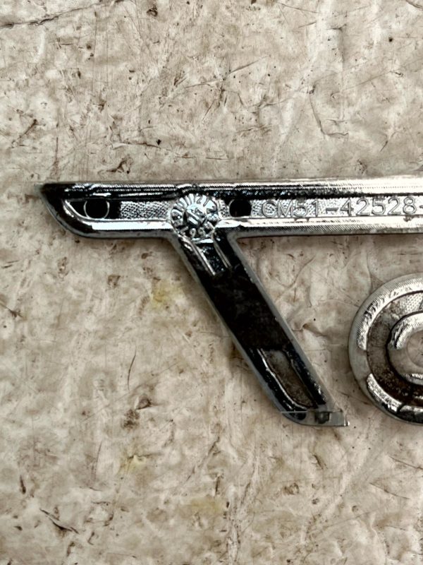 Ford Fiesta Mk7 Front Bumper Grille Emblem Badge CM51 42528 BA Genuine 178225628929 5