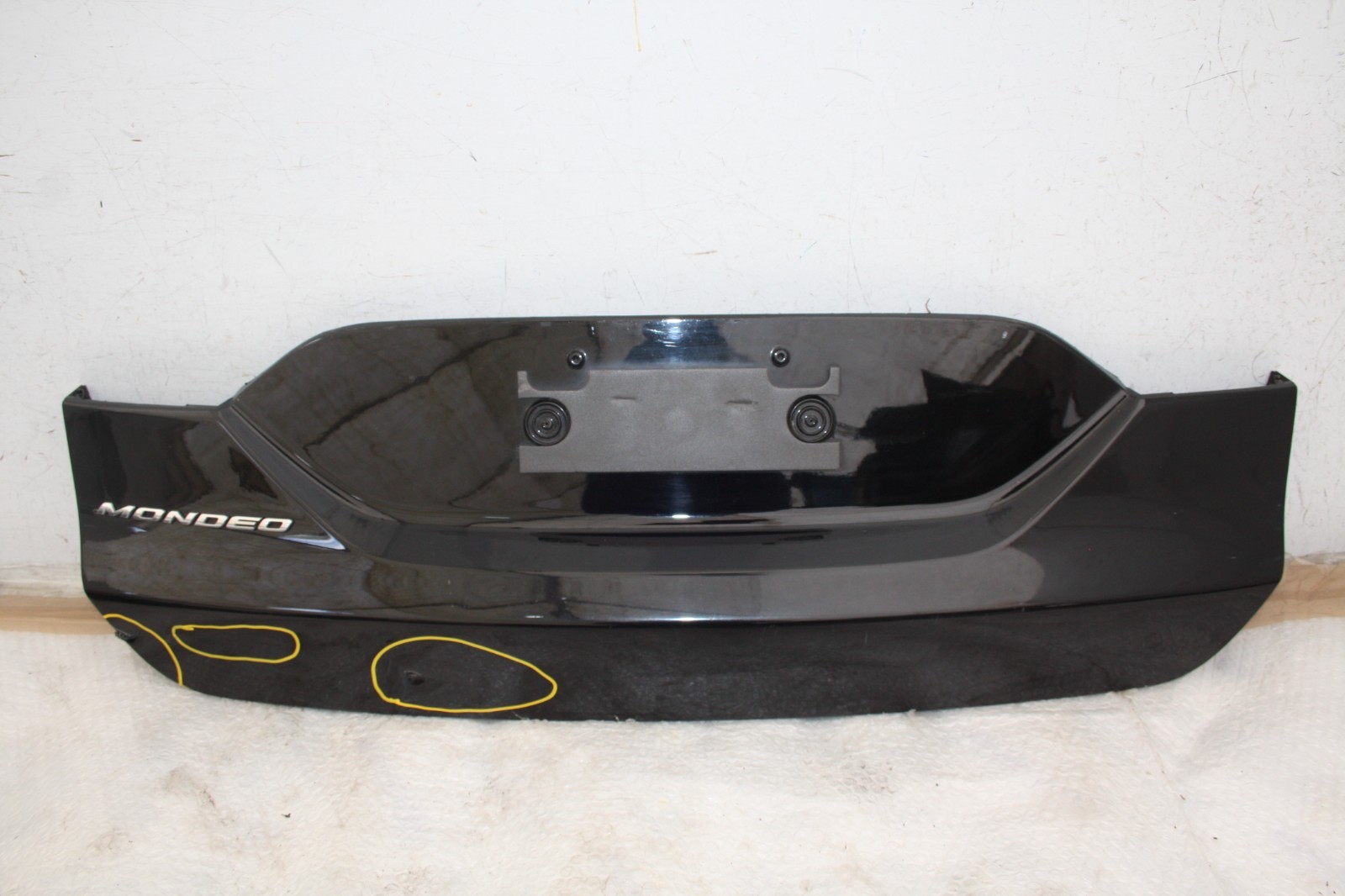 Ford Mondeo Rear Tailgate Boot Lid Cover 2019 TO 2022 DS73-F423A40-E *DAMAGED*