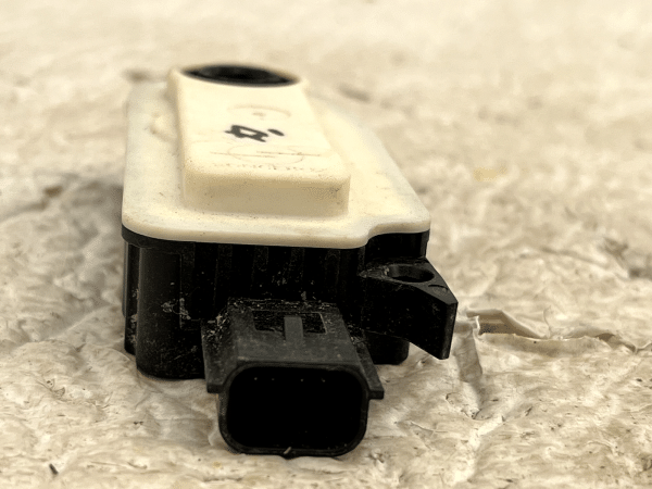 Ford Puma Mk2 Shutter Grille Actuator Motor GN15 8476 AD Genuine 178510567649 6