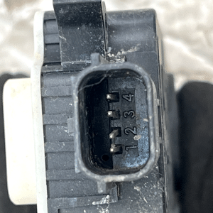 Ford Puma Mk2 Shutter Grille Actuator Motor GN15-8476-AD Genuine - Image 8