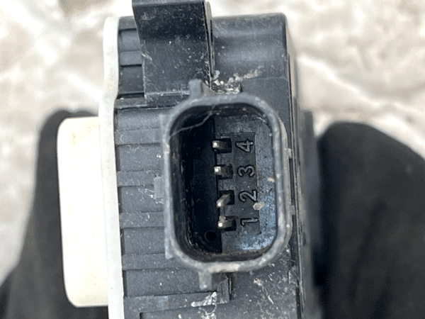 Ford Puma Mk2 Shutter Grille Actuator Motor GN15 8476 AD Genuine 178510567649 8