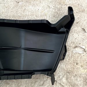 Honda HR-V Front Bumper Right Air Guide Duct 2021 Onward 71335-3W0-A0 Genuine - Image 4