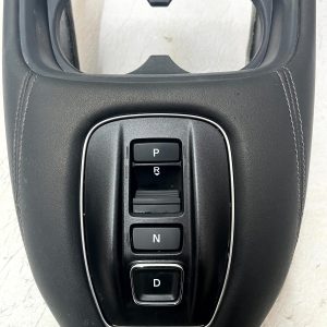 Honda ZR-V Centre Console Trim W/ Automatic Gear Selector 24 ON 834303Y0 Genuine - Image 4