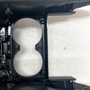 Honda ZR-V Centre Console Trim W/ Automatic Gear Selector 24 ON 834303Y0 Genuine - Image 10