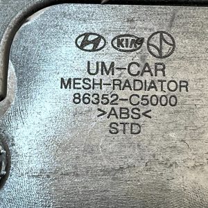 Kia Sorento Front Bumper Upper Radiator Grille 2015 TO 2018 86352-C5000 Genuine - Image 13