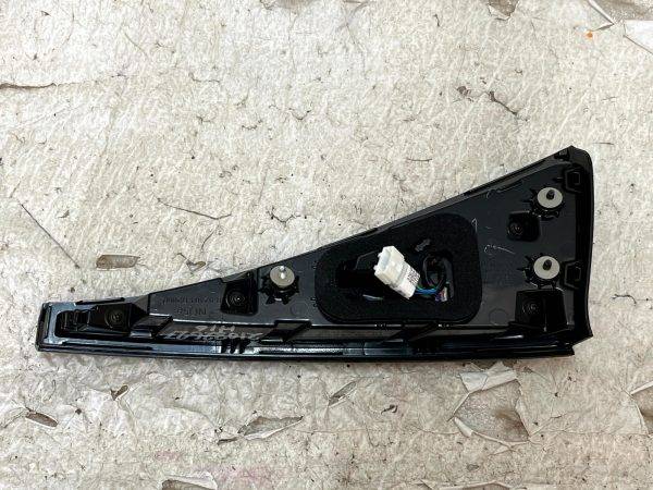 Kia Sportage NQ5 Rear Bumper Right Inner Side Taillight 2023 92404 R2000 Genuine 178510175679 5