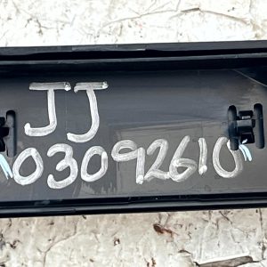 LR Range Rover Vogue L460 Rear Tailgate Molding Trim 2022 ON M8E2-404C42 Genuine 33 LR Range Rover Vogue L460 Rear Tailgate Molding Trim 2022 ON M8E2-404C42 Genuine - Image 17