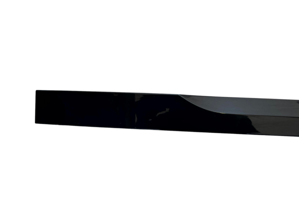 LR Range Rover Vogue L460 Rear Tailgate Molding Trim 2022 ON M8E2-404C42 Genuine 1 LR Range Rover Vogue L460 Rear Tailgate Molding Trim 2022 ON M8E2 404C42 Genuine 178536515149 2