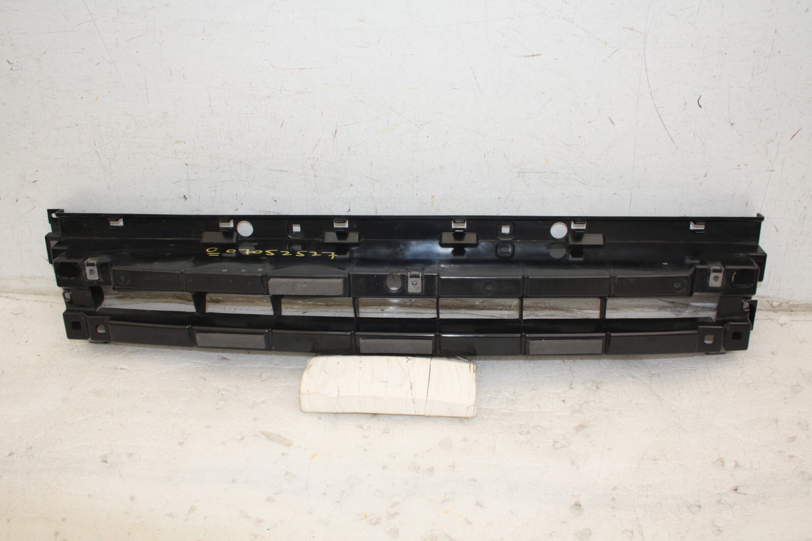 Land Rover Defender L663 Front Bumper Support Bracket 2020 ON L8B2-17A793-A