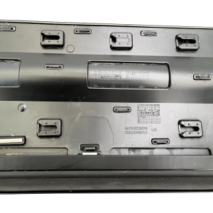 Land Rover Defender Left Lower Door Moulding Trim 2020 ON L8B2-21065-A Genuine - Image 14