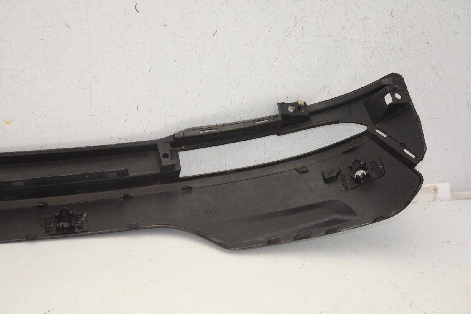 Land-Rover-Discovery-Sport-Dynamic-Rear-Bumper-Middle-Section-2015-2019-Genuine-176623586149-10