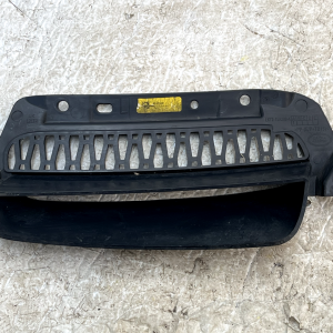 Land Rover Discovery Sport L550 Front Left fog Light Grille 19 ON LK72-15A299-A - Image 7