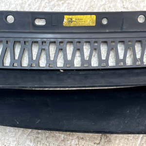 Land Rover Discovery Sport L550 Front Left fog Light Grille 19 ON LK72-15A299-A - Image 9