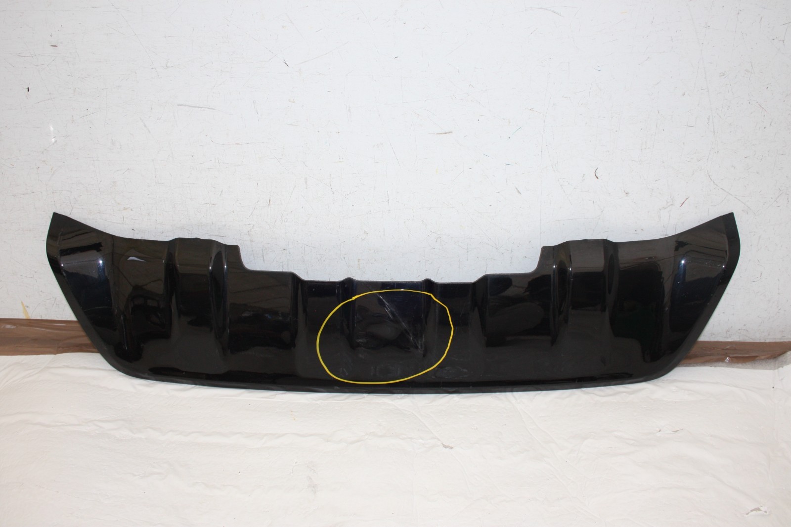 Land Rover Discovery Sport L550 Rear Bumper Lower Section GK7M-17F954-A *DAMAGED
