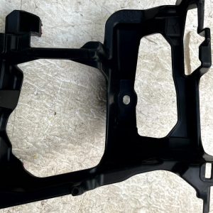 Lexus Toyota Fixing Mount Support Bracket 58987-76040 Genuine - Image 7