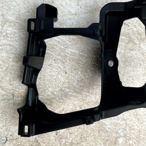 Lexus Toyota Fixing Mount Support Bracket 58987-76040 Genuine - Image 8